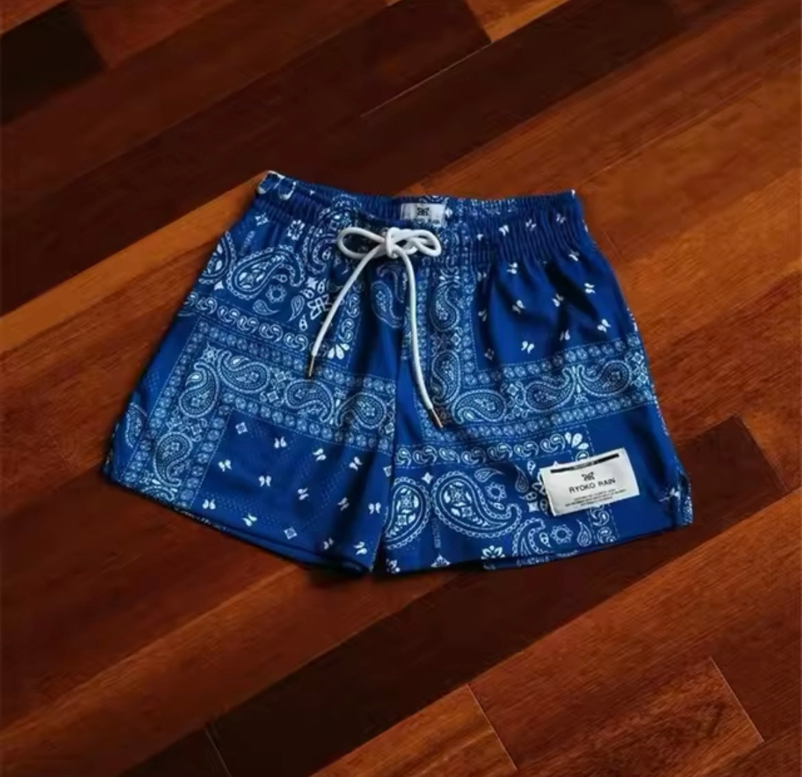 The Prestige Collective - Tempo paisley shorts